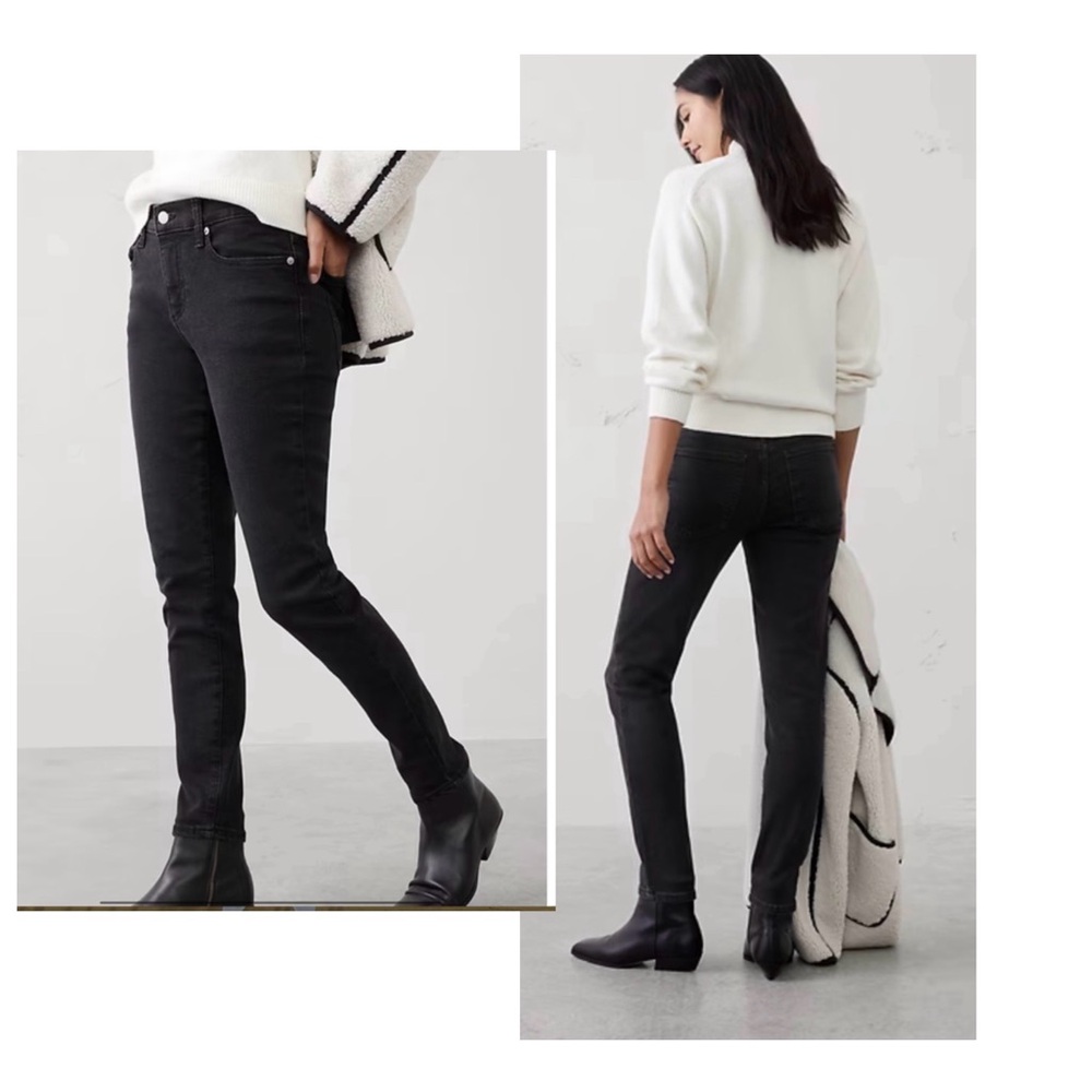 Banana Republic Women's Petites Skinny Fit Black Denim.